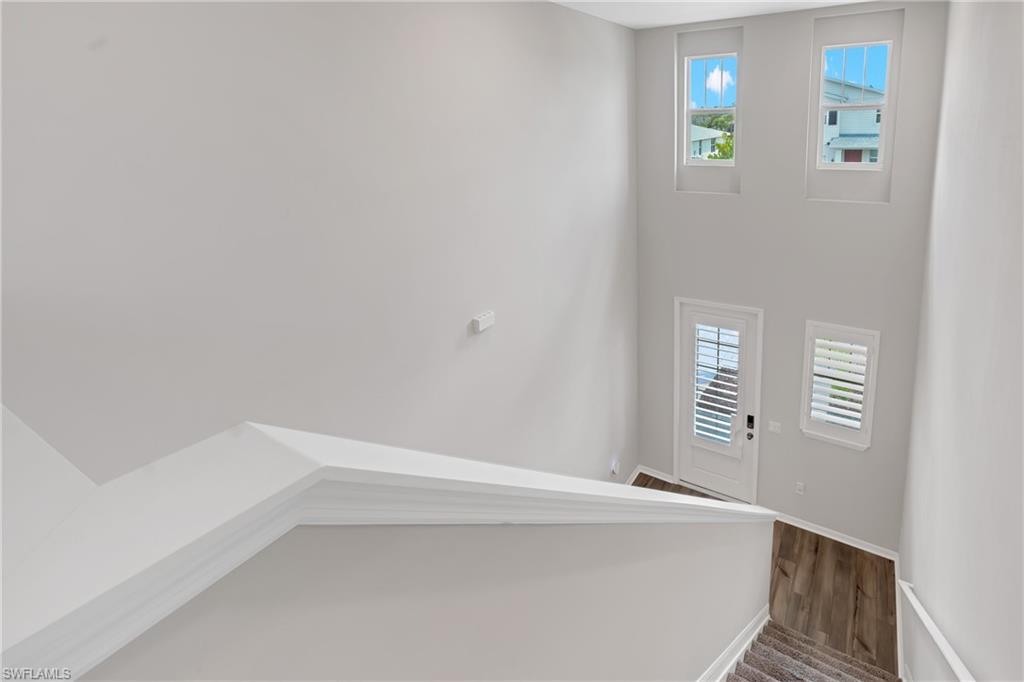 CRESCENT GROVE - Residential