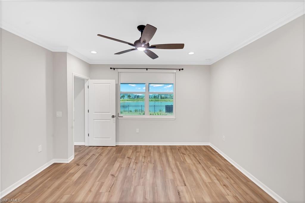 CRESCENT GROVE - Residential