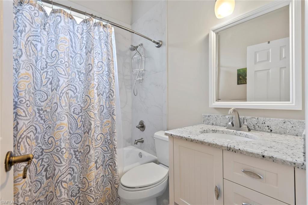 VALENCIA LAKES - Residential Lease