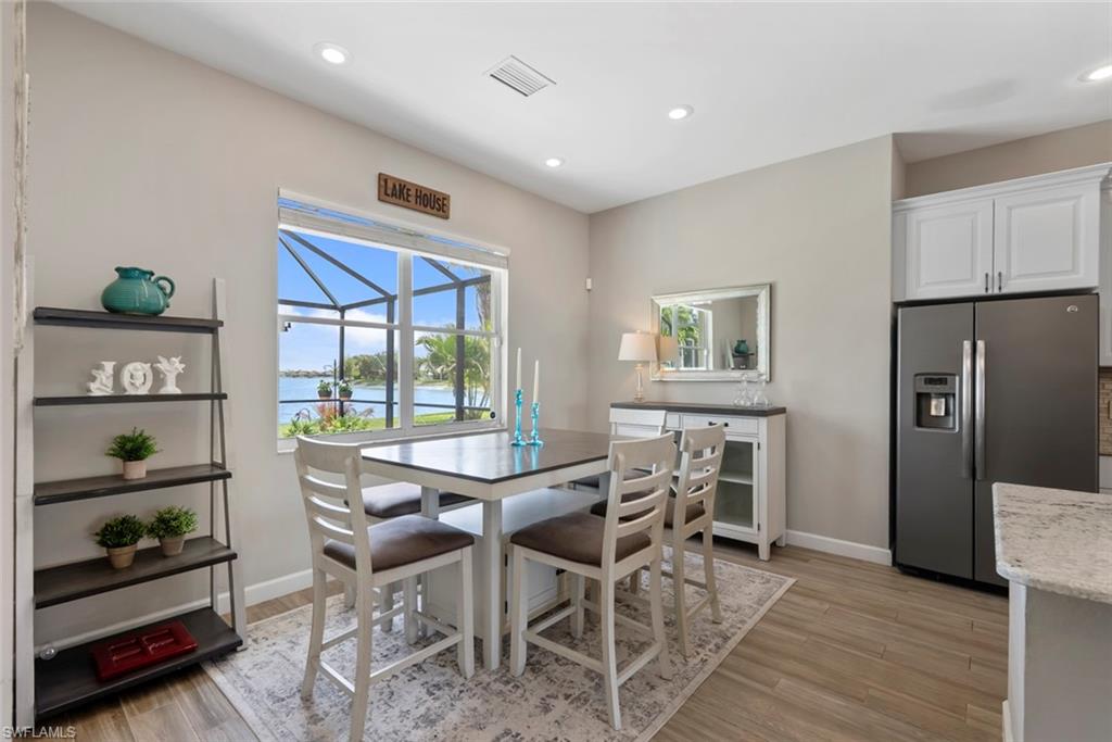 VALENCIA LAKES - Residential Lease