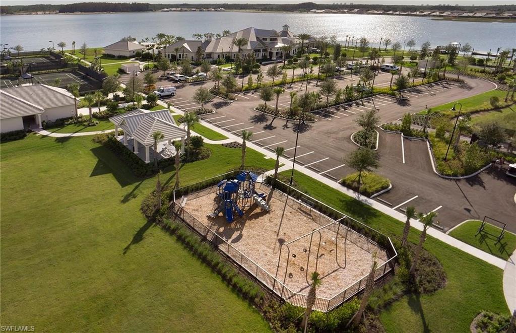 CORKSCREW SHORES - Residential