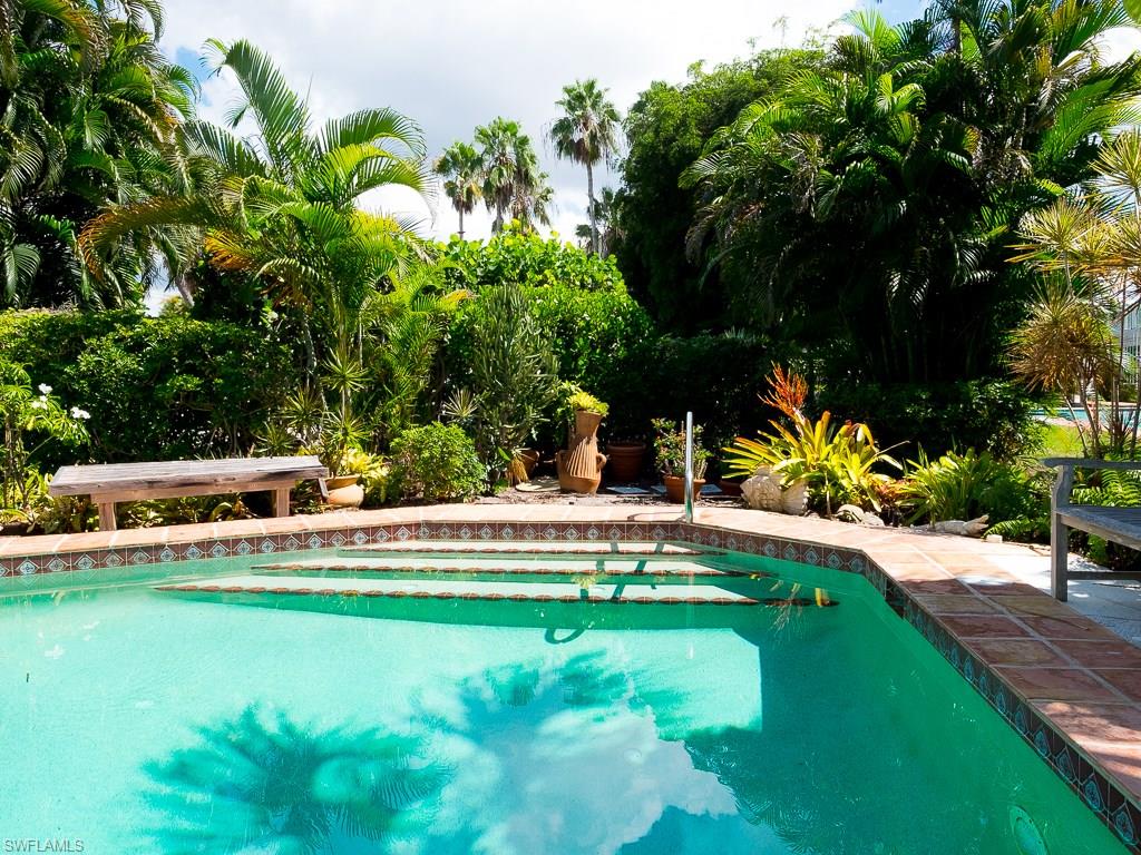 SANIBEL ISLES - Residential