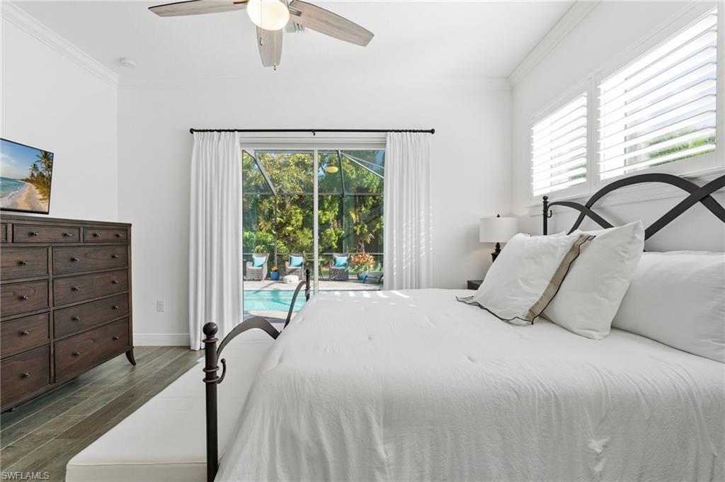 RIVERSIDE AVENUE VILLAS - Residential