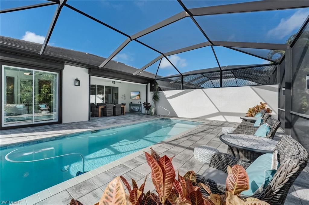 RIVERSIDE AVENUE VILLAS - Residential