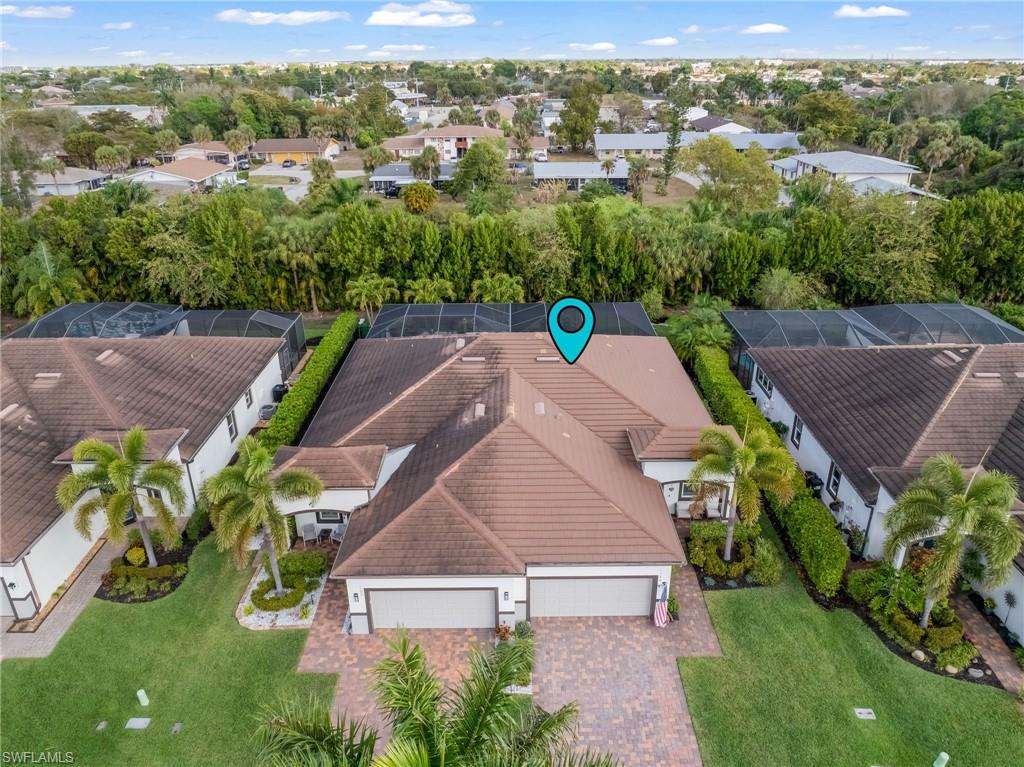 RIVERSIDE AVENUE VILLAS - Residential