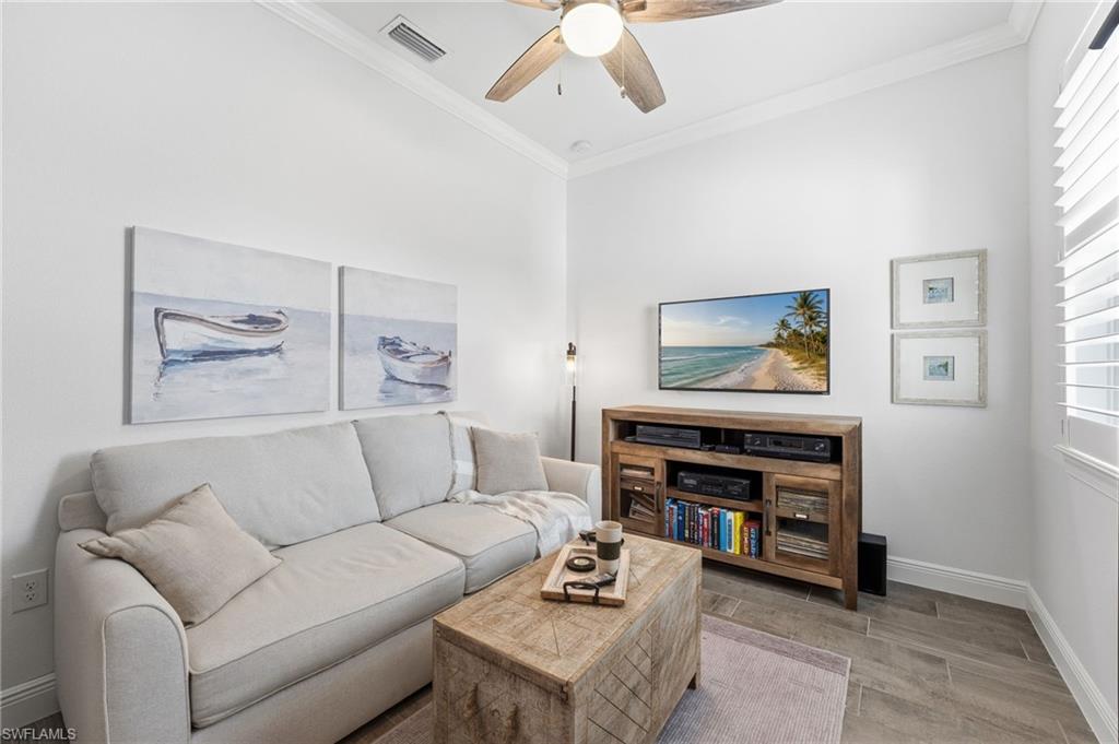 RIVERSIDE AVENUE VILLAS - Residential