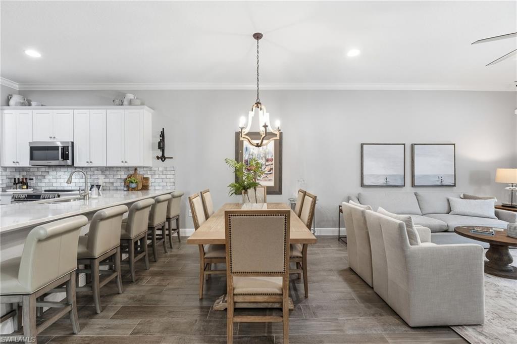 RIVERSIDE AVENUE VILLAS - Residential