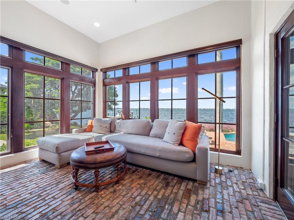 SUNSET COVE - Residential