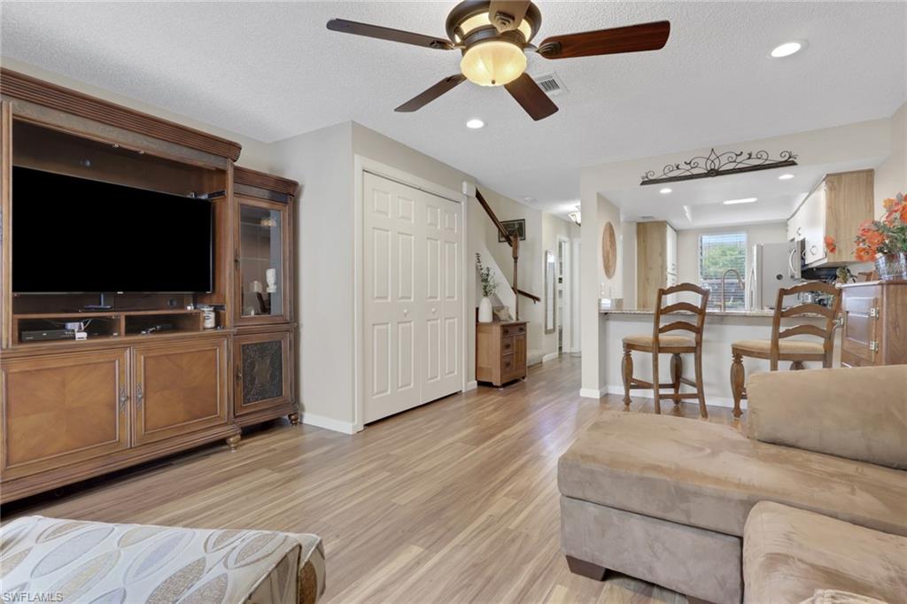 CAPE GARDENS CONDO - Residential