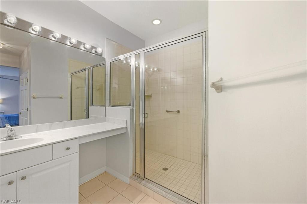 LAKE BARRINGTON - Residential