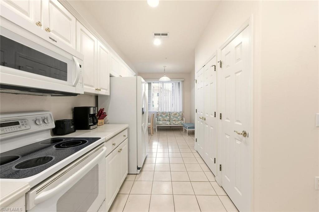 LAKE BARRINGTON - Residential