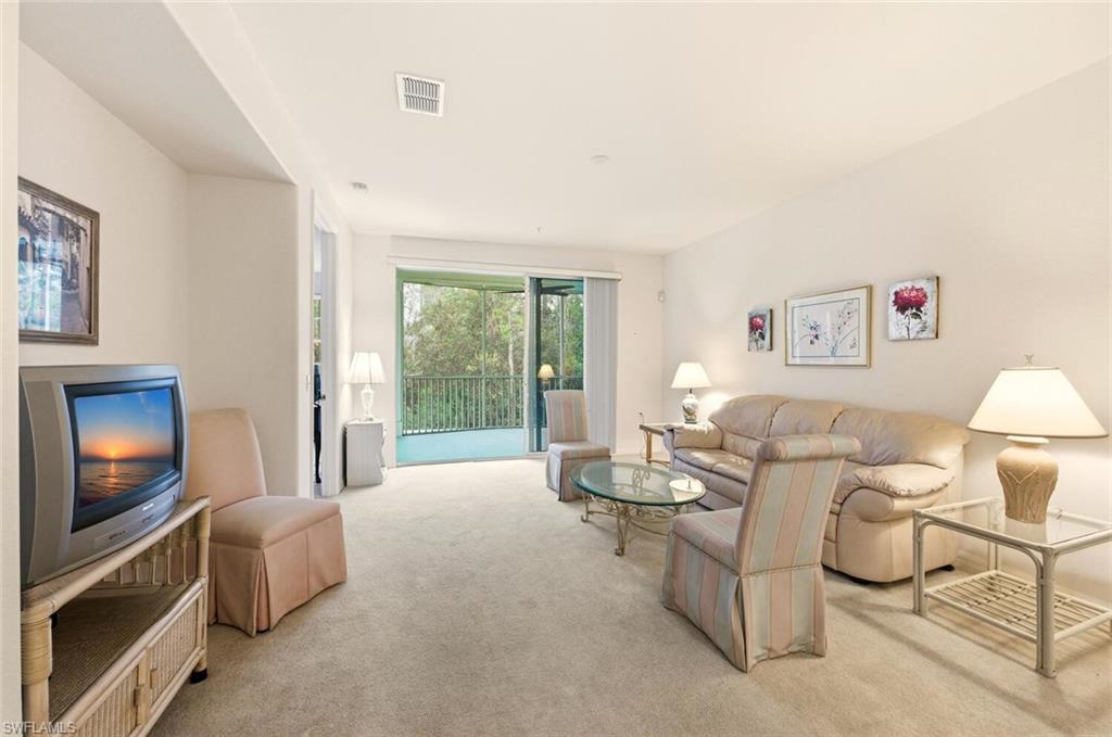 LAKE BARRINGTON - Residential