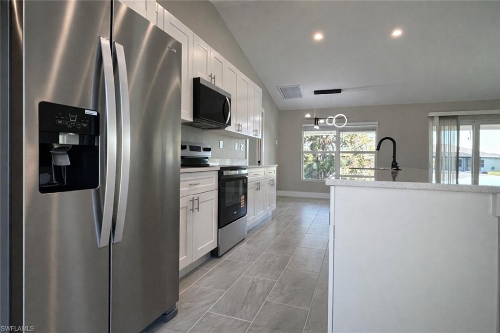 CAPE CORAL - Residential Lease