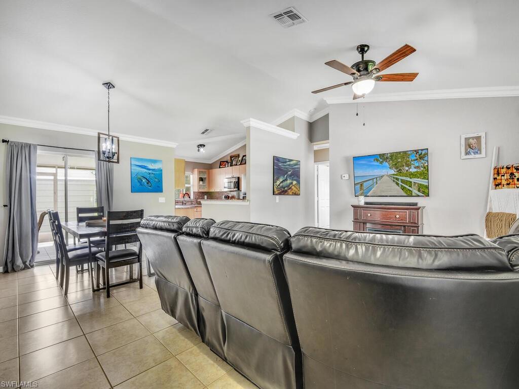 GOLDEN GATE ESTATES - Residential