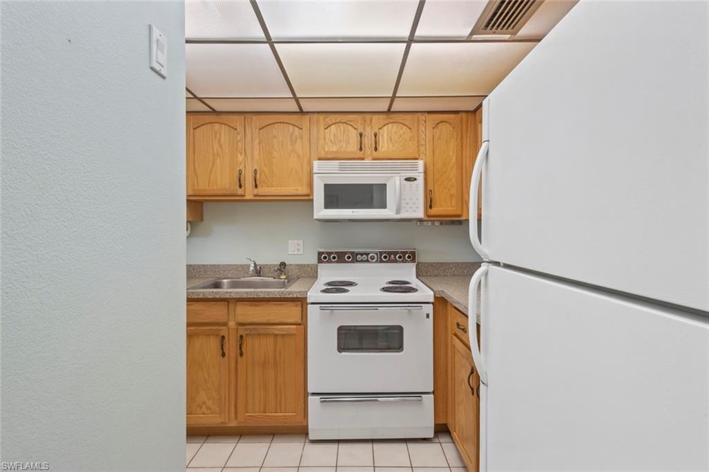 SAN CARLOS GOLF CLUB CONDO - Residential