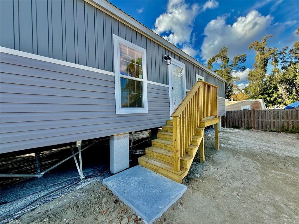 SUNCOAST ESTATE - Residential