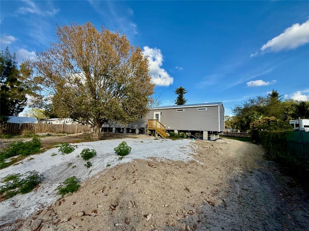 SUNCOAST ESTATE - Residential