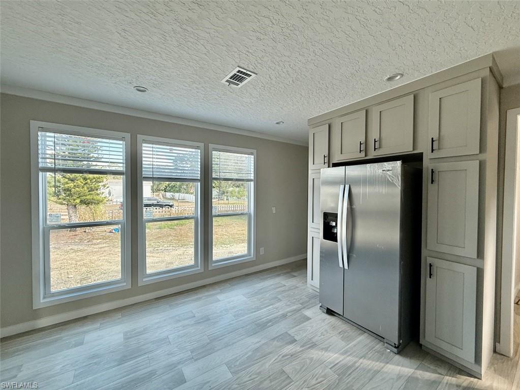 SUNCOAST ESTATE - Residential