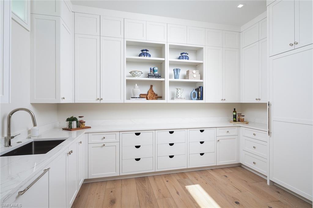 AQUALANE SHORES - Residential