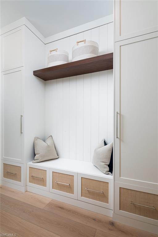 AQUALANE SHORES - Residential