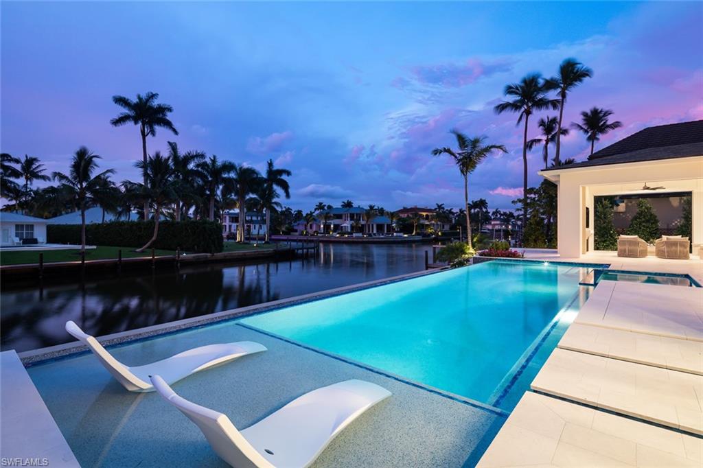 AQUALANE SHORES - Residential