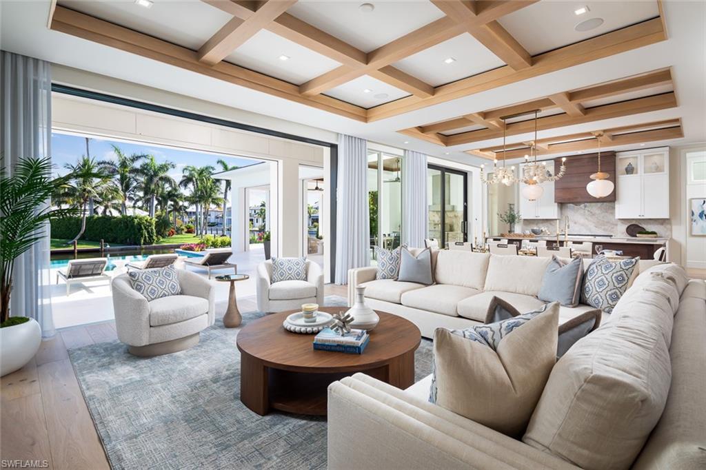 AQUALANE SHORES - Residential