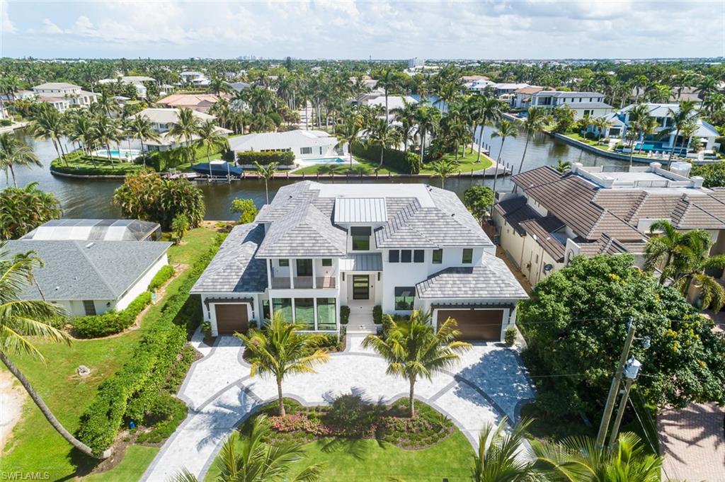 AQUALANE SHORES - Residential