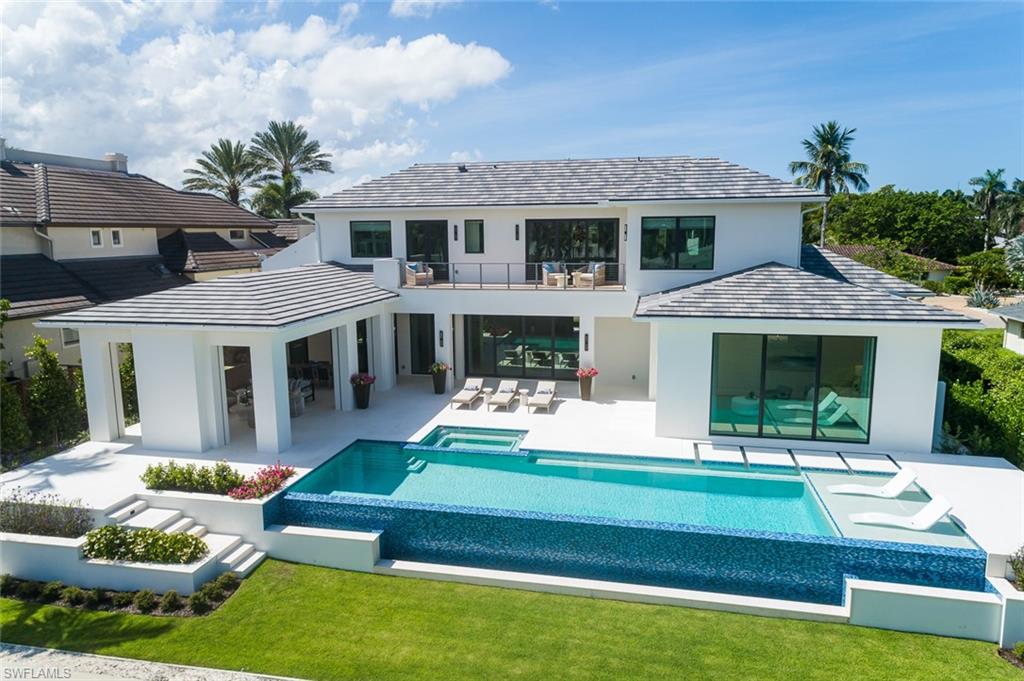 AQUALANE SHORES - Residential