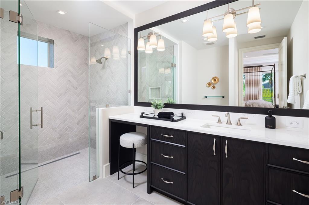 AQUALANE SHORES - Residential