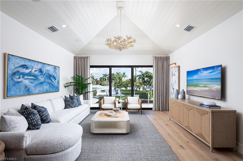 AQUALANE SHORES - Residential