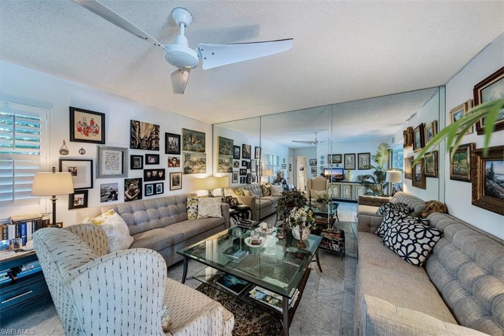 HIDDEN LAKE VILLAS - Residential