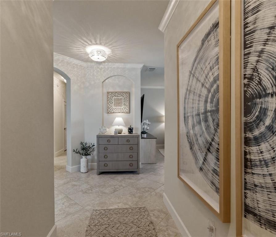 12049 Covent Garden CT 2001