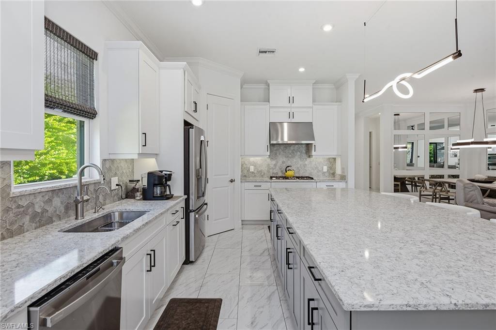 OYSTER HARBOR - Residential