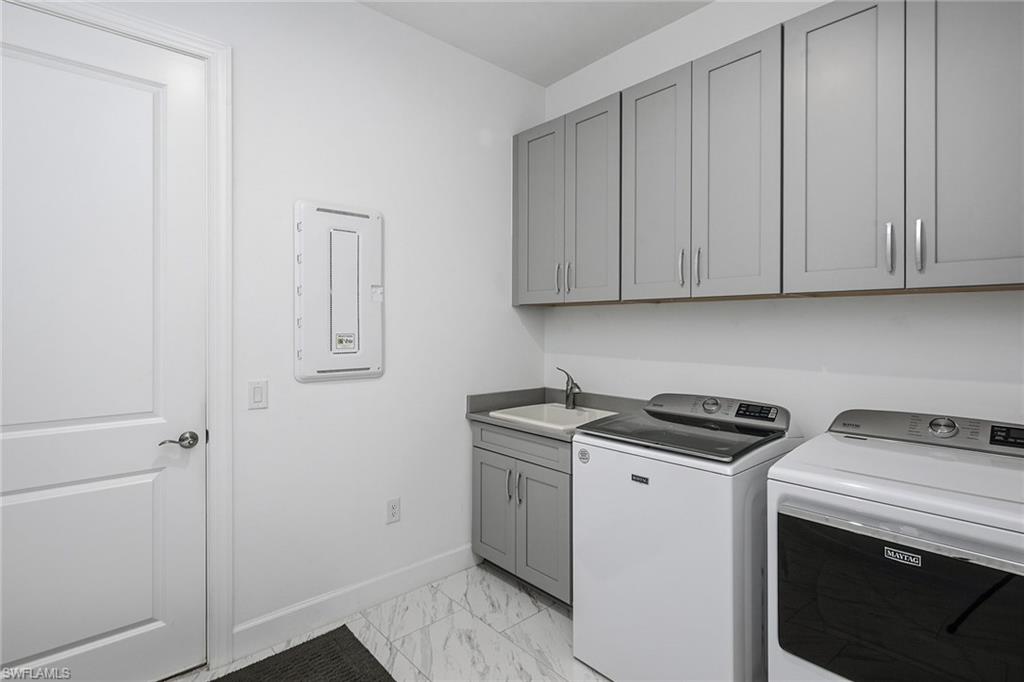 OYSTER HARBOR - Residential