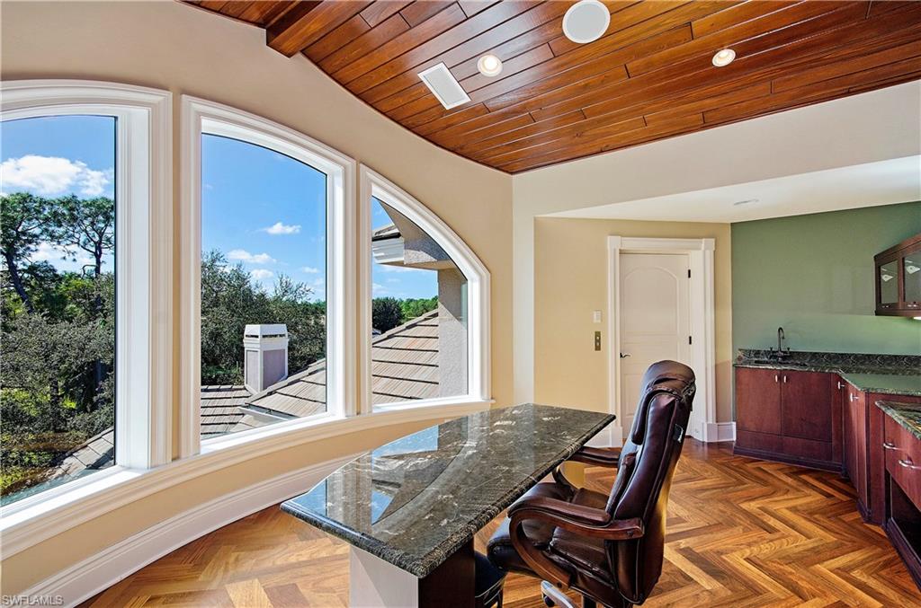 LIVINGSTON WOODS - Residential