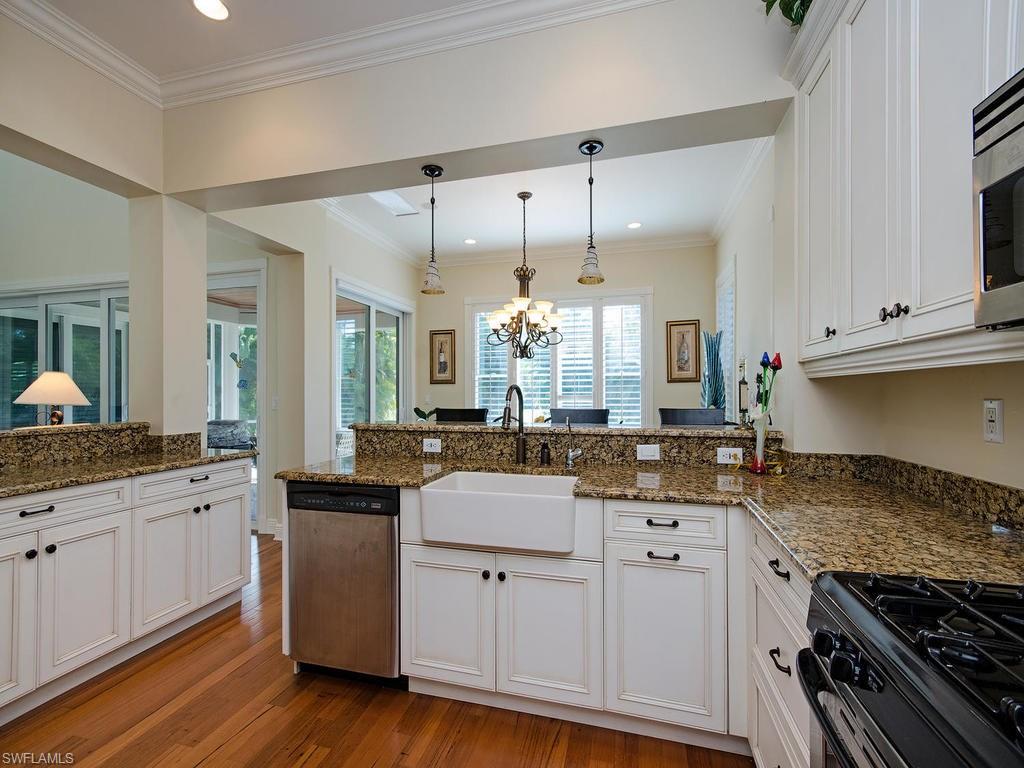 LIVINGSTON WOODS - Residential