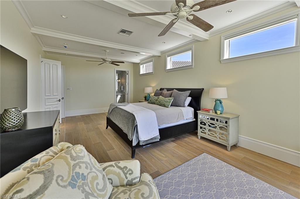 BAREFOOT BEACH - Residential