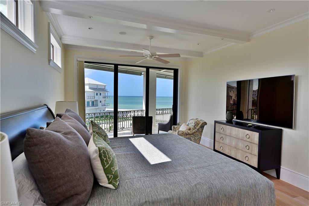 BAREFOOT BEACH - Residential