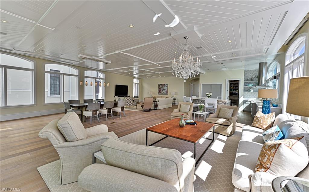 BAREFOOT BEACH - Residential