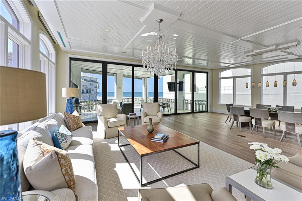 BAREFOOT BEACH - Residential