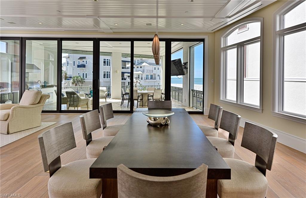 BAREFOOT BEACH - Residential