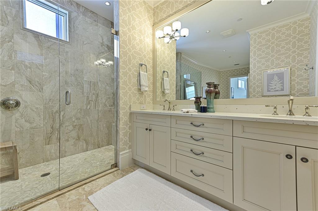 BAREFOOT BEACH - Residential