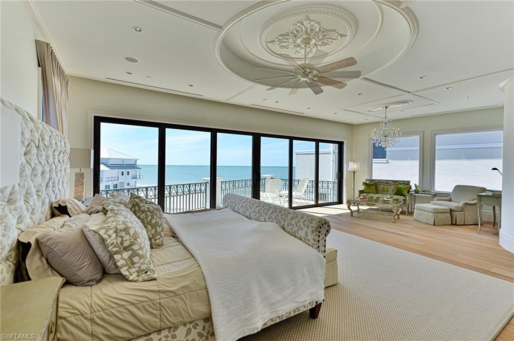 BAREFOOT BEACH - Residential