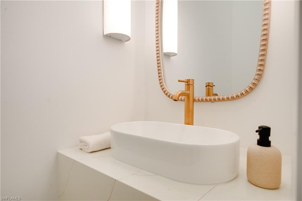 VILLAGE WALK - Residential