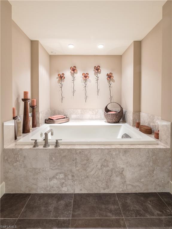 MORAYA BAY - Residential