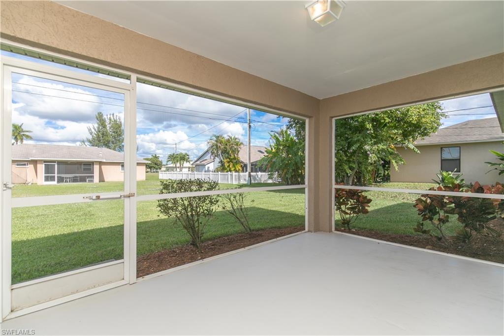 CAPE CORAL - Residential