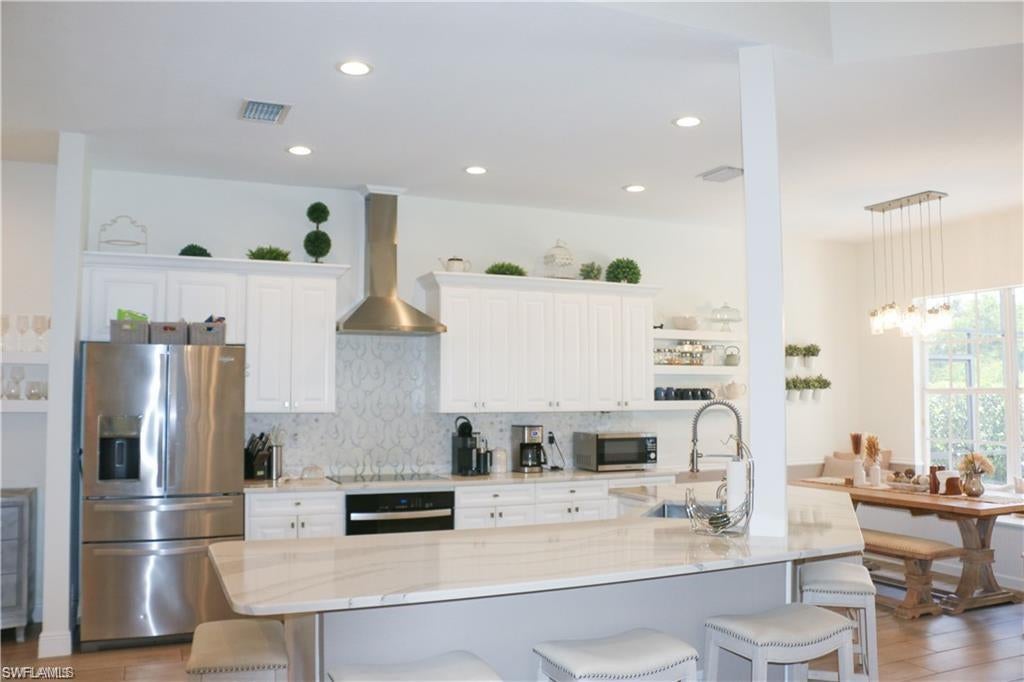 9109 Quartz LN