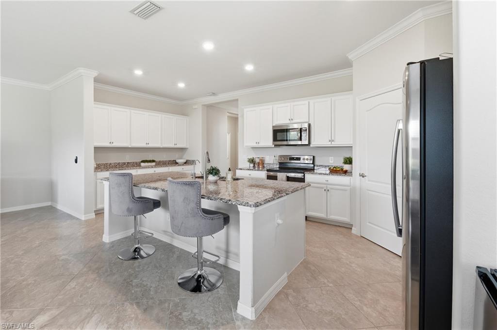 4374 Bismark WAY