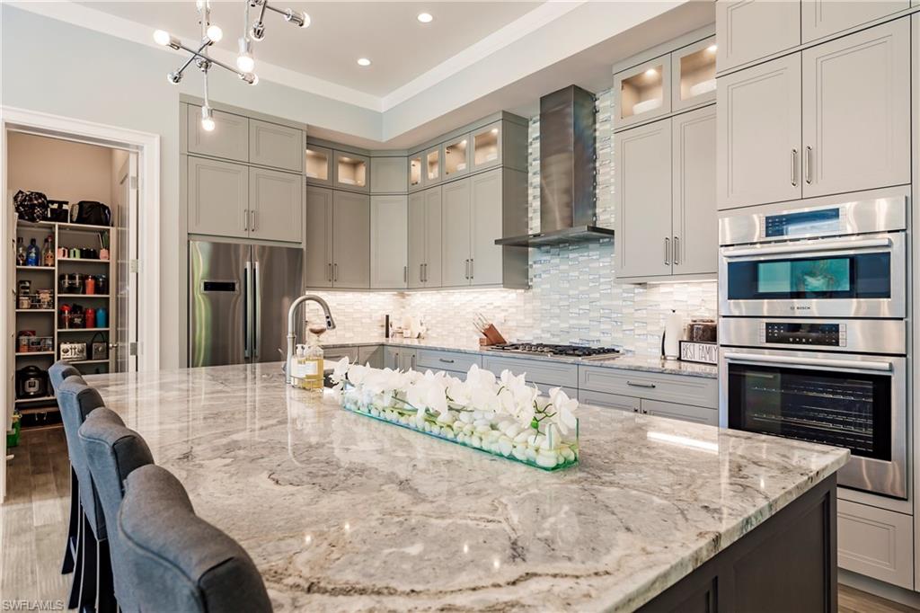 WINDWARD ISLE - Residential