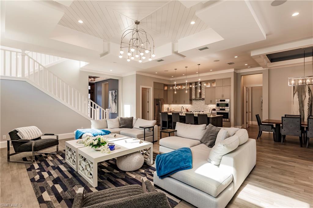 WINDWARD ISLE - Residential